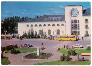 ДМПК XI-5470. 1977 год. Новгород. Железнодорожный вокзал. Фото А. Орехов